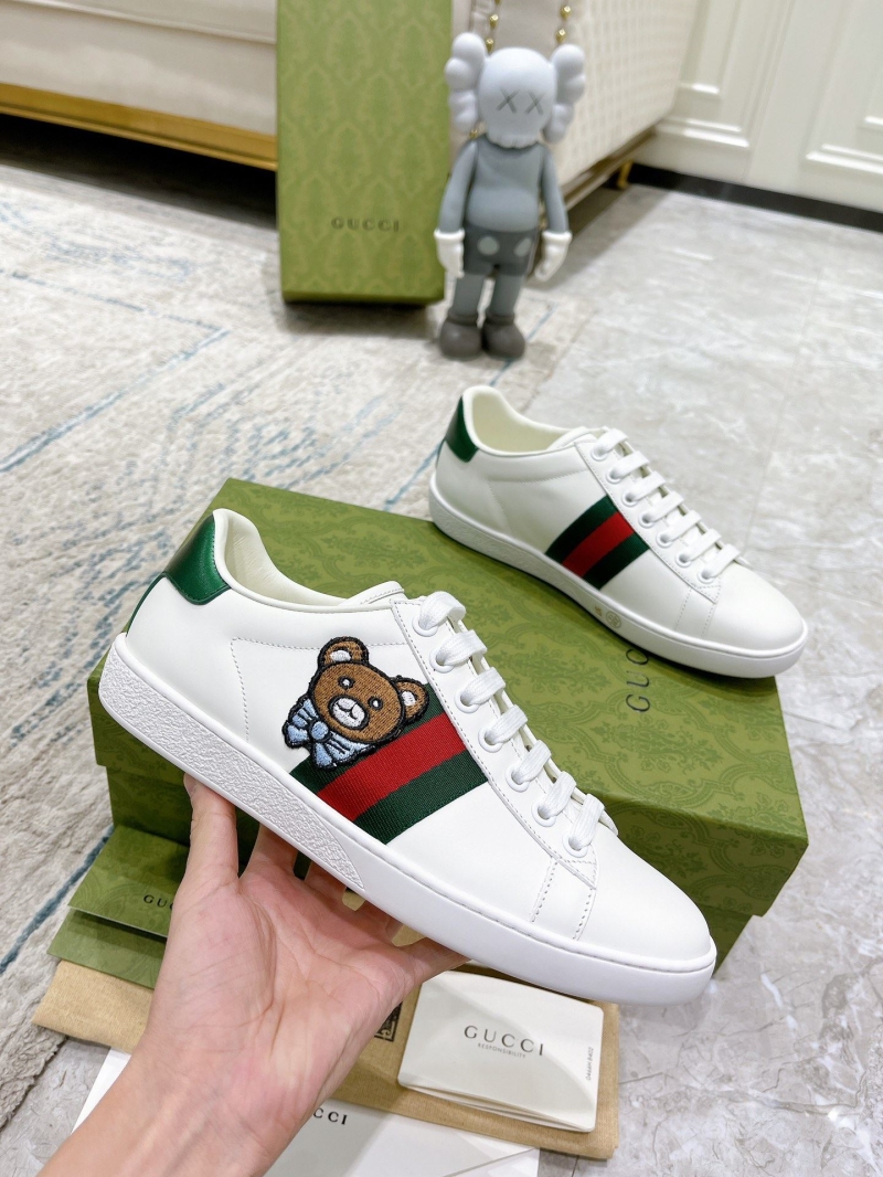 Gucci Sneakers